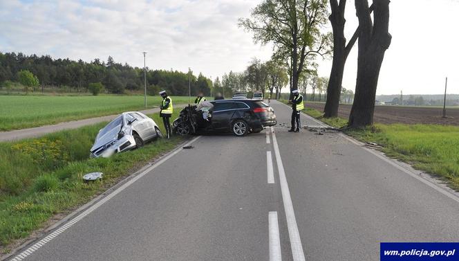 Ople zderzyły się na prostej drodze