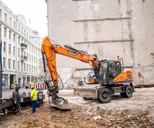 W centrum Łodzi powstają wielopoziomowe parkingi