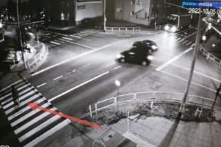 Fatalny wypadek na przejściu w Makowie Mazowieckim! Kierowca opla nie widział pieszego? 
