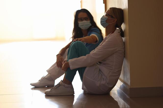 Masowe rezygnacje lekarzy w Nowym Targu. Odchodzą z pracy po śmierci ciężarnej pacjentki