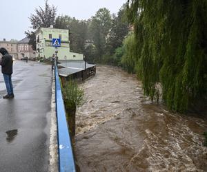 Trwa ewakuacja mieszkańców z Lądka Zdrój