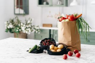 Jak przechowywać warzywa w domu? Jakich warzyw nie można trzymać w lodówce?