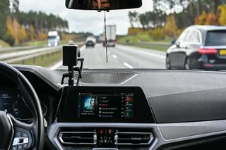 Kierowcy dociskają pedał gazu. 40 wykroczeń na A2!