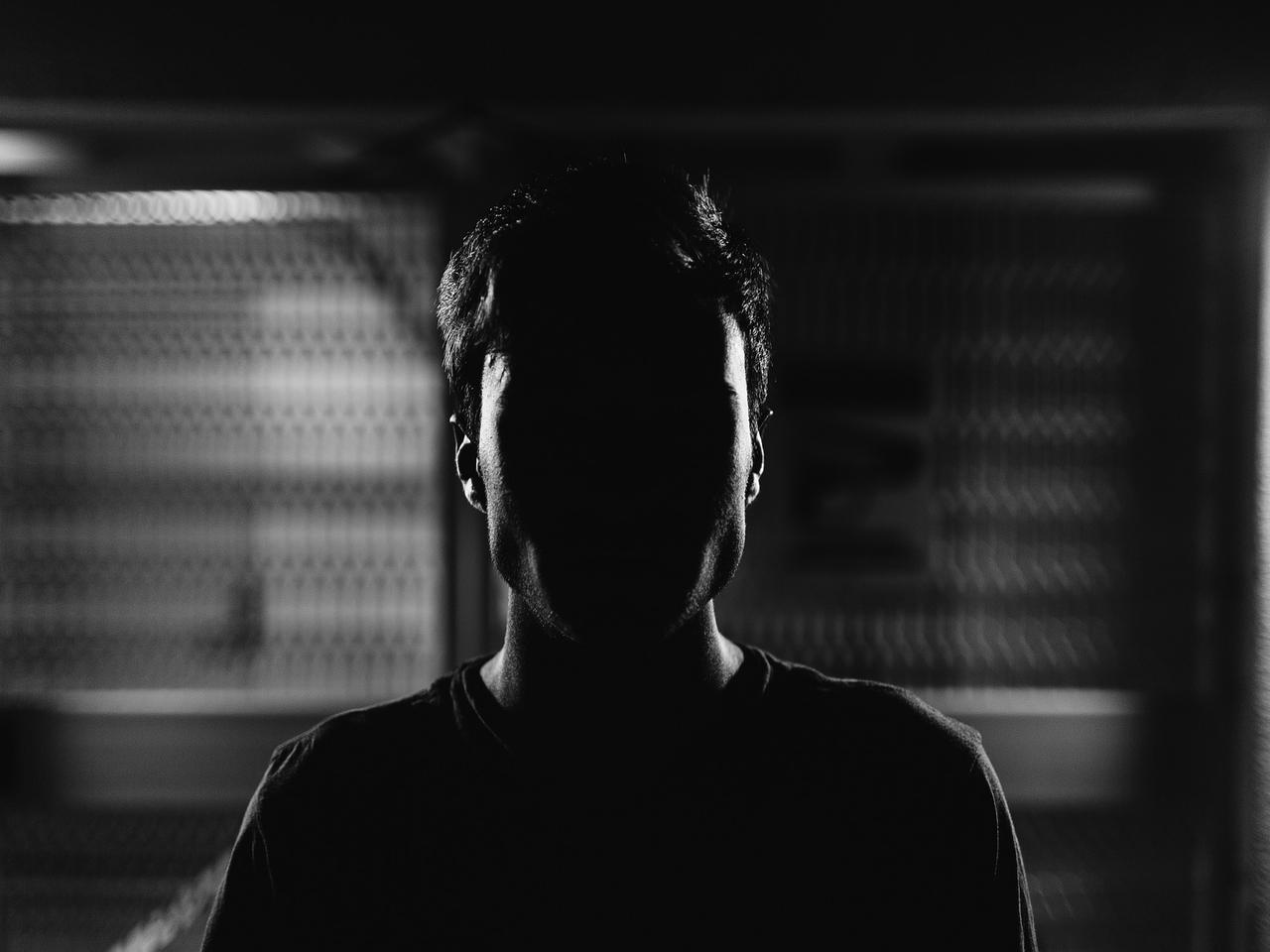 Białobiel. 24-latek ugodził nożem ojca i matkę. Przyznał się do tego, co się stało