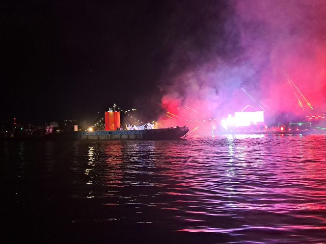 Małopolskie Królewskie Widowisko na Wiśle w ramach 24. Parady Smoków