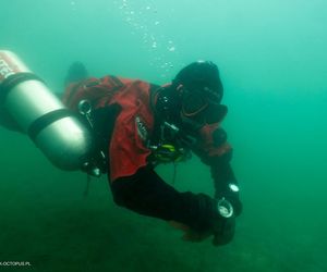 jezioro Tarnobrzeskie Niezwykła akcja płetwonurków