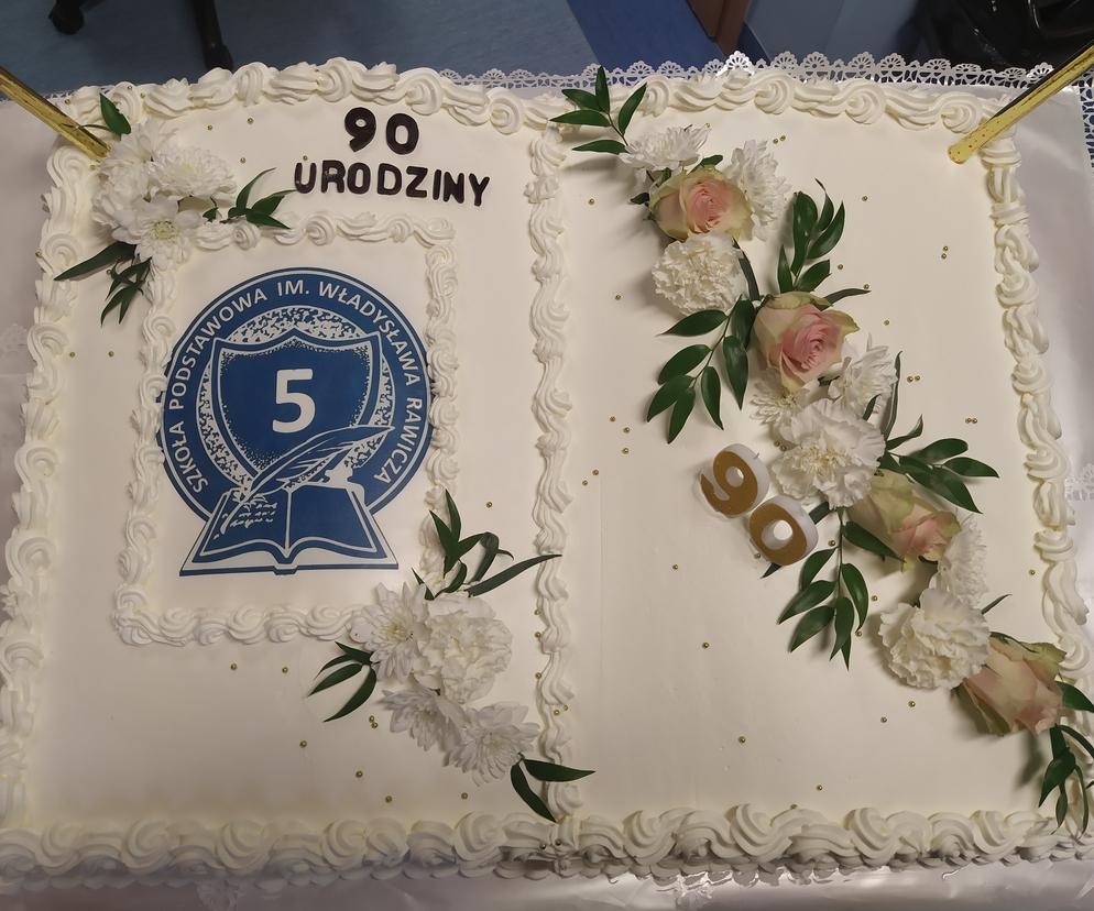 Szkoła Podstawowa nr 5 w Siedlcach uczciła jubileusz 90-lecia swojego istnienia! 