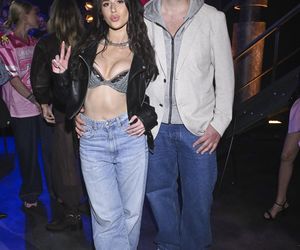 Roksana Węgiel pałaszuje śniadanko w samym szlafroku. Kevin nie wytrzymał!