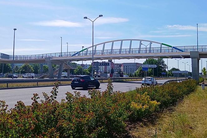 Kładka nad ul. Struga już otwarta