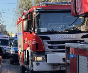 Tragiczny pożar w domu na Targówku. Nie żyje kobieta 