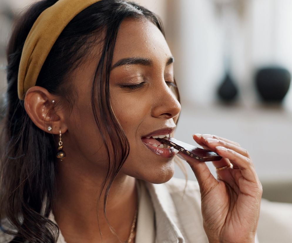 Nie rezygnuj całkowicie z czekolady. Dietetyk zdradza dlaczego warto ją jeść 