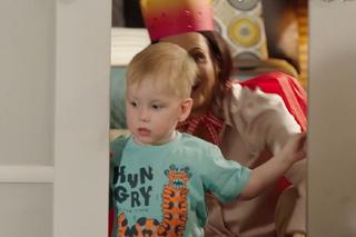 M jak miłość nowy sezon. Borysek (Tymon Szkopek), Aleksandra (Małgorzata Pieczyńska)