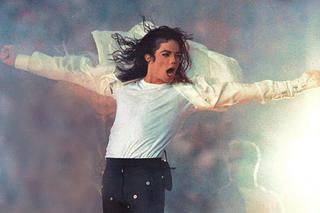 Rodzina chce OŻYWIĆ Michaela Jacksona! Wielki powrót króla