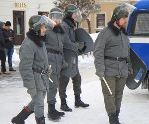 Funkcjonariusze ZOMO w centrum Lublina