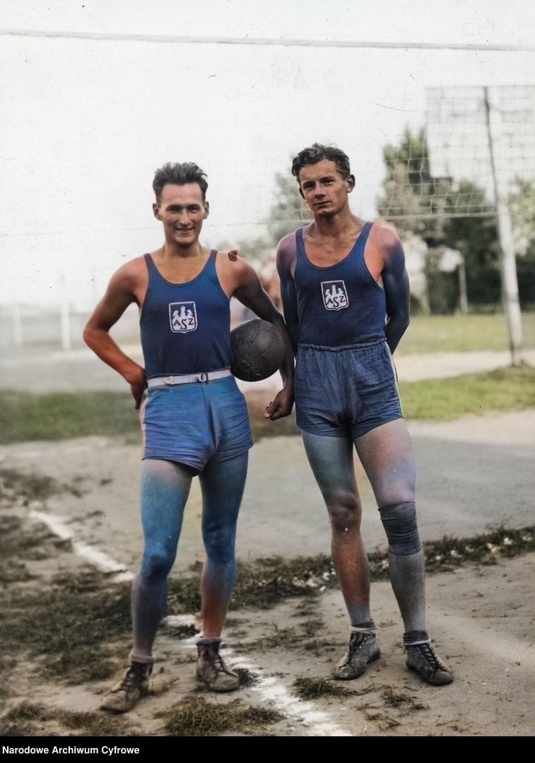 Siatkarze Kazimierz Wejchert i Romuald Wirszyłło, rok 1932