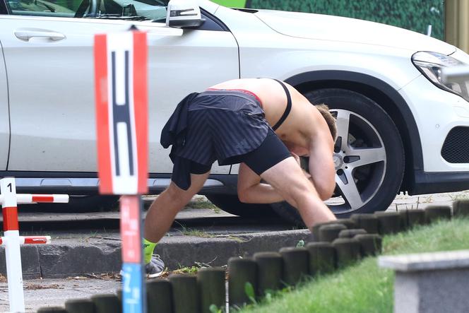 JAKUB WESOŁOWSKI_1PUBL