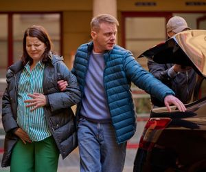 Na Wspólnej odc. 4032: Marta (Joanna Jabłczyńska), Kamil (Kazimierz Mazur)