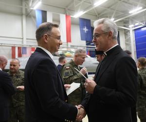 Andrzej Duda w Bazie Lotniczej w Amari