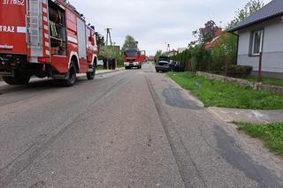 Wola Radłowska. Ciężarówka z ziemią zderzyła się z bmw i przewróciła na bok. Cztery osoby są ranne