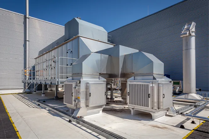 CoolStream – efektywny energetycznie system chłodzenia hal przemysłowych