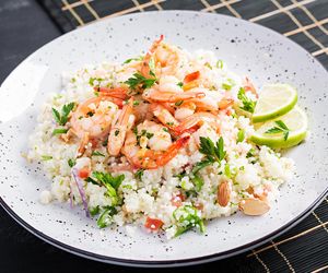 Idealna sałatka na lekki lunch. Wystarczy kilka składników i danie gotowe