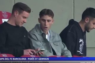 Marc-Andre ter Stegen, Fermin Lopez i Joan Garcia podzcas meczu FC Barcelona- PSG