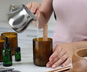 Ekologiczne znicze nagrobne – świece i zniczne można zrobić samodzielnie w domu z ekoskładników