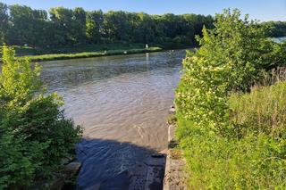 Ogromny zrzut ścieków do Wisły. Rzeką znów płynęły nieczystości 