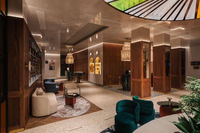 Mövenpick Grand Hotel