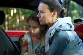 M jak miłość odc. 1701. Magda (Anna Mucha), dziewczynka z Ukrainy - Nadia (Mira Fareniuk) 