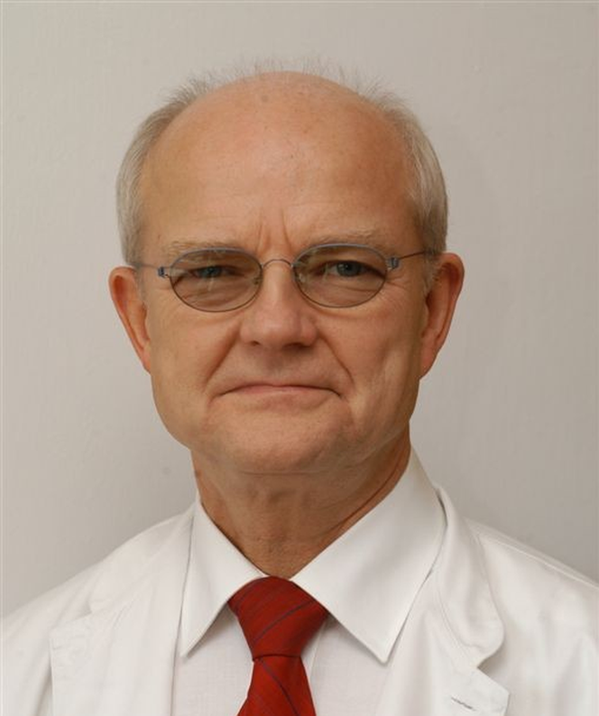 dr Janusz Meder 