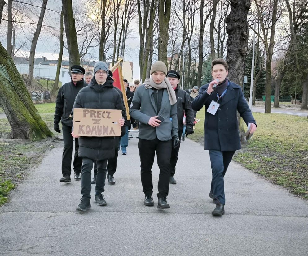 Leszno: Marsz pod hasłem „Precz z komuną i postkomuną”