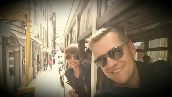 Marcin Mroczek z żoną Marleną w Portugalii