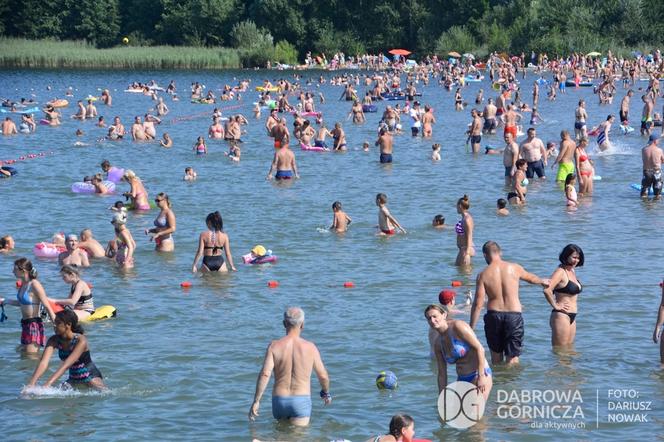 Żar leje się z nieba, a w Pogorii III paskudna bakteria i zakaz kąpieli