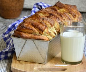 Szybkie ciasto drożdżowe z masą z orzechów włoskich