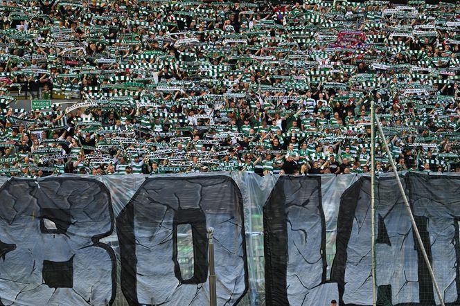 Derby Trójmiasta. Tak bawili się kibice na meczu Lechia Gdańsk - Arka Gdynia [ZDJĘCIA]