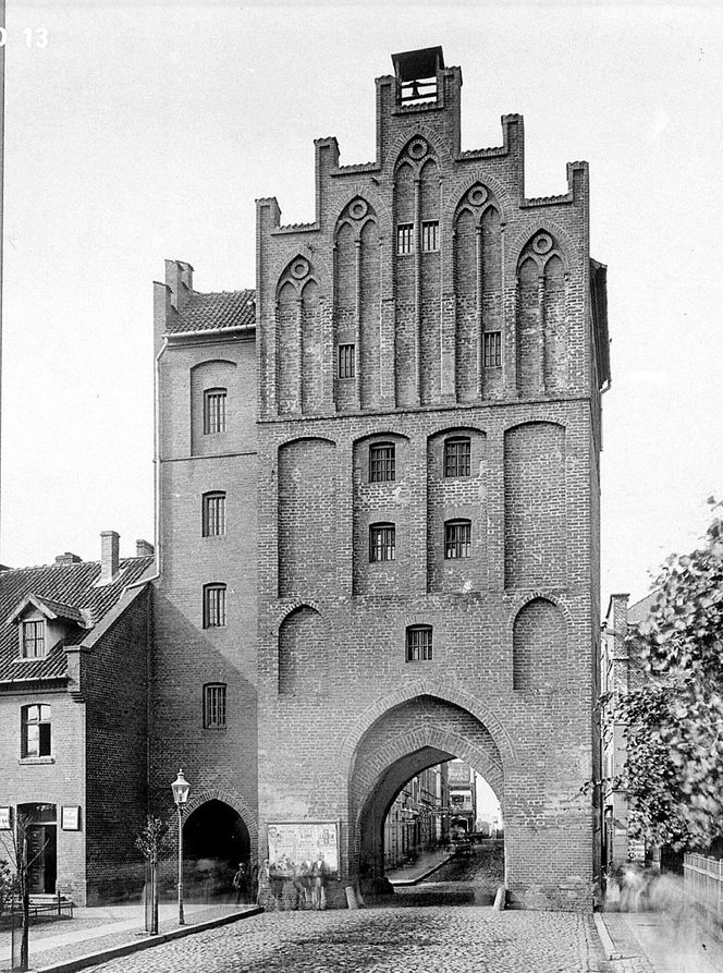 To jeden z najważniejszych zabytków Olsztyna. Tak wyglądał ponad 100 lat temu
