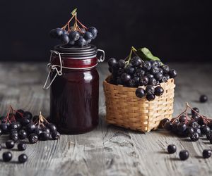 Klasyczny dżem z aronii - przepis na przetwory z  aronii