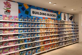 Armagan w Nowej Sukcesji. Wielki sklep z zabawkami przyciąga klientów. To pierwszy taki punkt w Europie