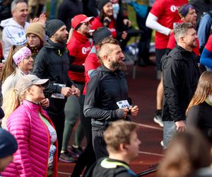 Bieg Perła Paprocan 2025 zgromadził prawie 900 biegaczy