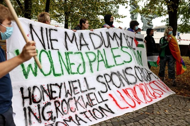 Marsz Równości w Katowicach 2025. Setki ludzi przeszło ulicami miasta. Były protesty