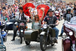 Piknik Country i Folk 2025. Tysiące fanów muzyki przyjechały do Mrągowa na kultowy festiwal