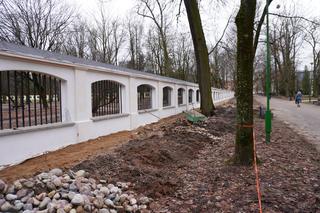 Budowa przy Pałacu Branickich. Tak przebiega remont w Parku Planty [ZDJĘCIA]