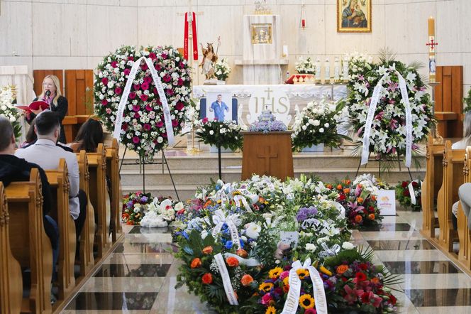 Pogrzeb Tomasza Jakubiaka. Kucharza żegna rodzina i przyjaciele