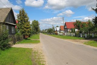 To najpopularniejsza wieś na Podlasiu. Stała się sławna z jednego nietypowego powodu! [GALERIA]