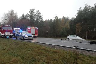 Ploski. Wypadek na DK 19. Opel zderzył się z peugeotem. Jedna osoba ranna