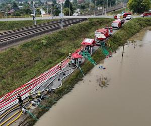 Czechowice-Dziedzice ciągle pod wodą. Trwa walka z czasem