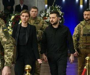 Tak Zełenski wygląda na salonach. Wiadomo, kto go ubiera. DUŻO ZDJĘĆ