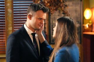 Barwy szczęścia odc. 3226. Agata (Natalia Zambrzycka), Ignacy (Olaf Staszkiewicz)