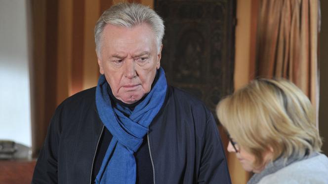 Barwy szczęścia odc. 2028. Irena (Krystyna Tkacz), Ludwik (Marek Lewandowski)